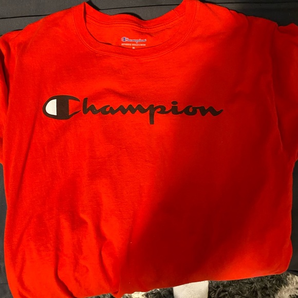 Champion T Shirt - Picture 2 of 2